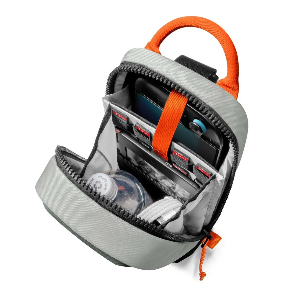 BOLSA DE VIAJE G49S1G1 GRIS TOMTOC