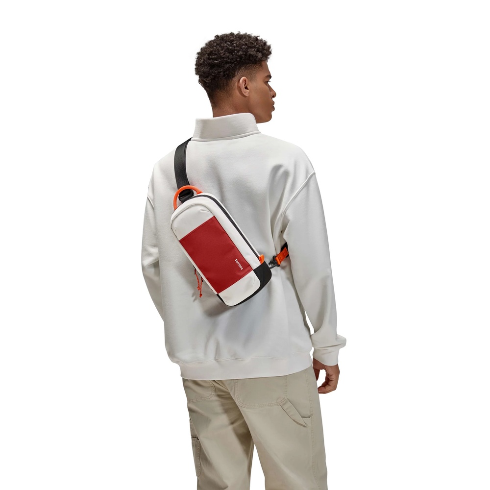 BOLSA DE VIAJE G49S1R1 ROJO TOMTOC