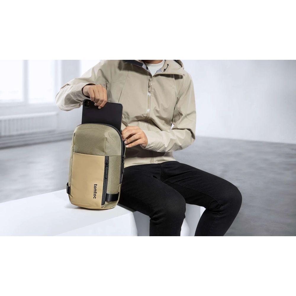BOLSO TIPO BANDOLERA T24M1K1 CAQUI TOMTOC